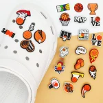 Décorations sur le thème du basket-ball, 24 pièces, breloques de chaussures pour sandales à diapositives à bulles Crocs, accessoires de chaussures en PVC pour cadeau d'anniversaire